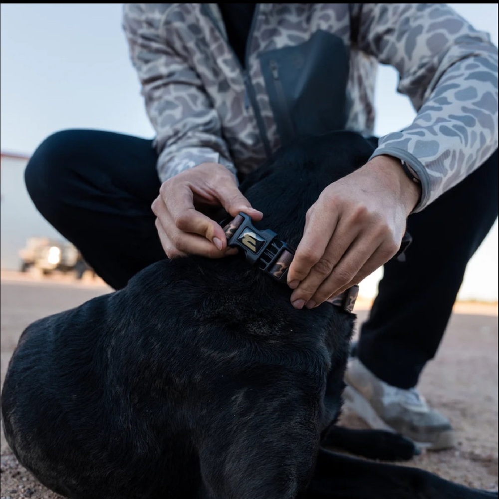Burlebo Dog Collar- Classic Deer - Picture 4 of 5